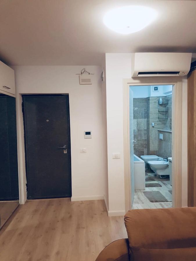 Wave 2 Mamaia Prima Linie Vedere La Mare 120Mp Navodari Ngoại thất bức ảnh